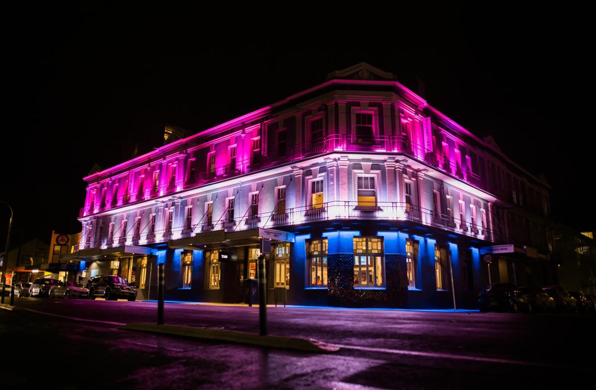 The Cambridge Hotel & Backpackers Wellington Exterior photo